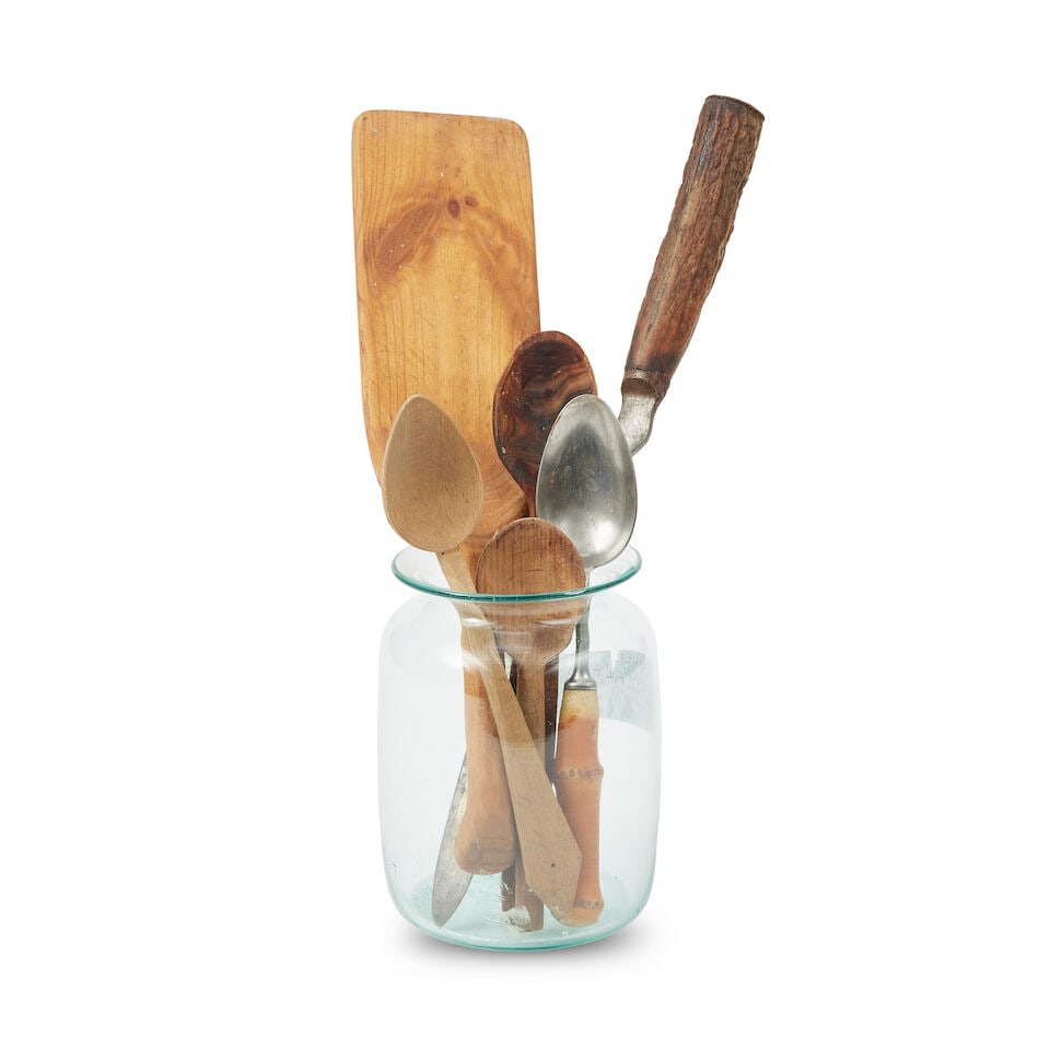 A selection of Claire's honey utensils Season 8 (7) - 2