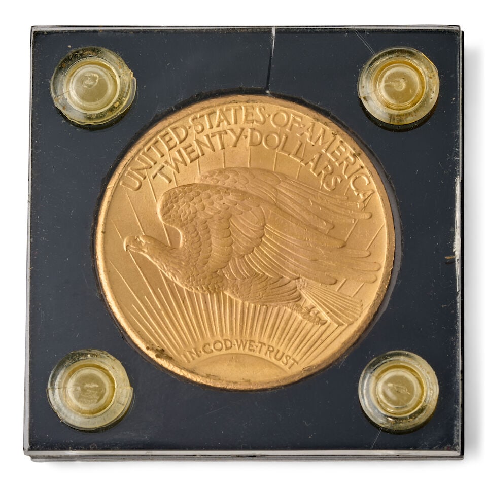 A UNITED STATES 1926 ST. GAUDENS $20 DOUBLE EAGLE GOLD COIN. - 2