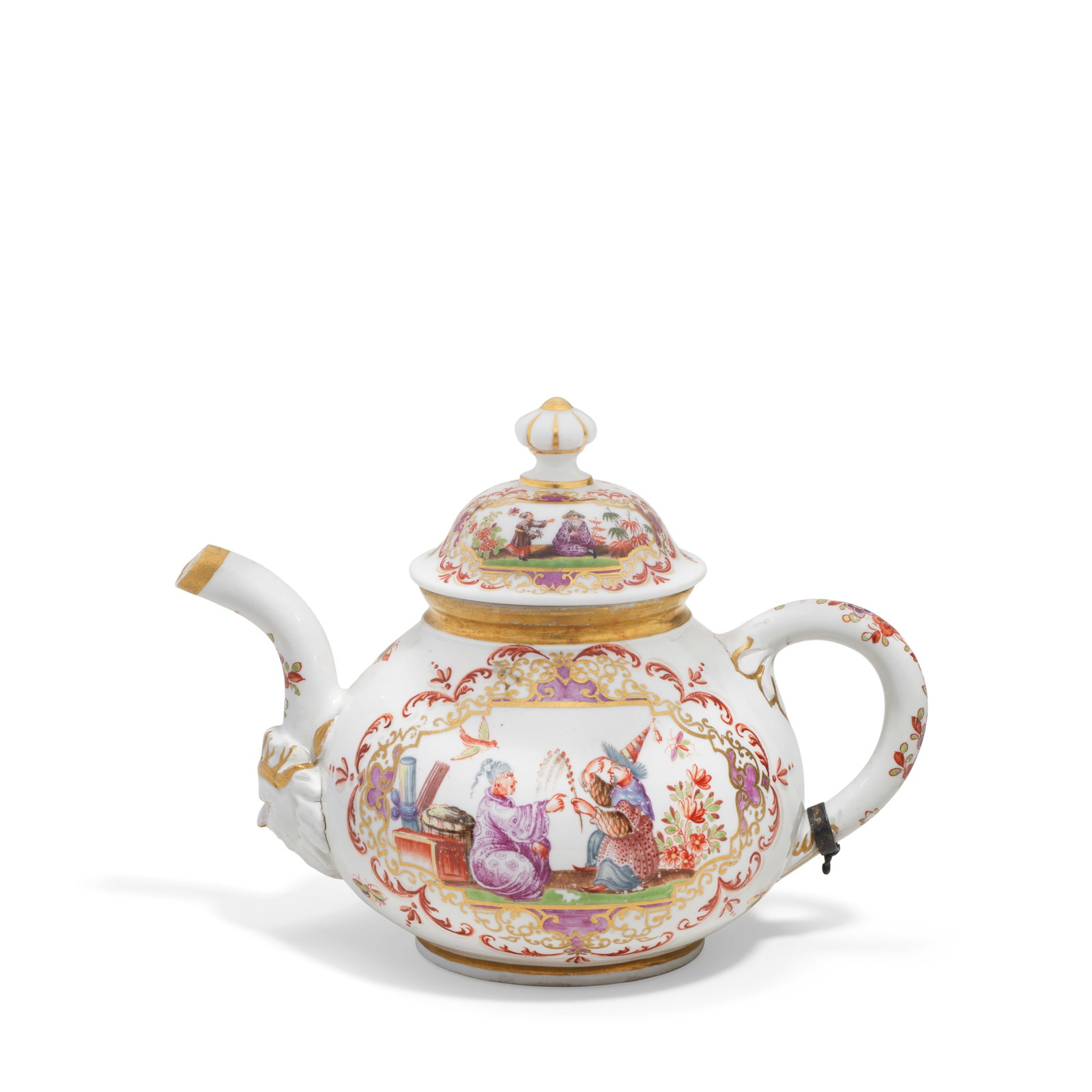 A Du Paquier chinoiserie teapot and later cover, circa 1735 (1 of 1)