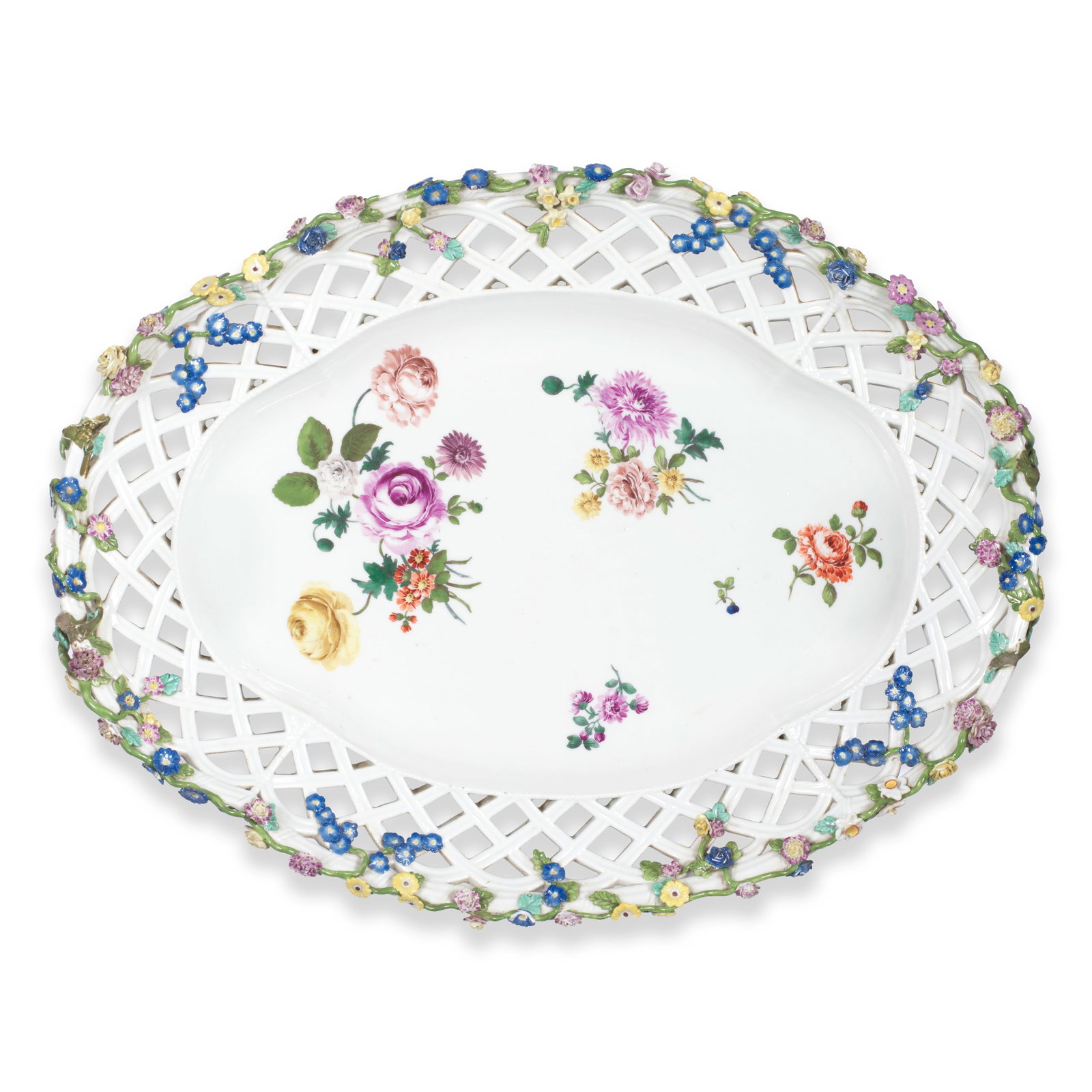 A large Meissen oval stand, circa 1750-60: A large Meissen oval stand, circa 1750-60 Of quatrelobe form moulded with a pierced basketwork rim with beaded borders, the rim applied with training flowers, the well painted with scattered flower sp