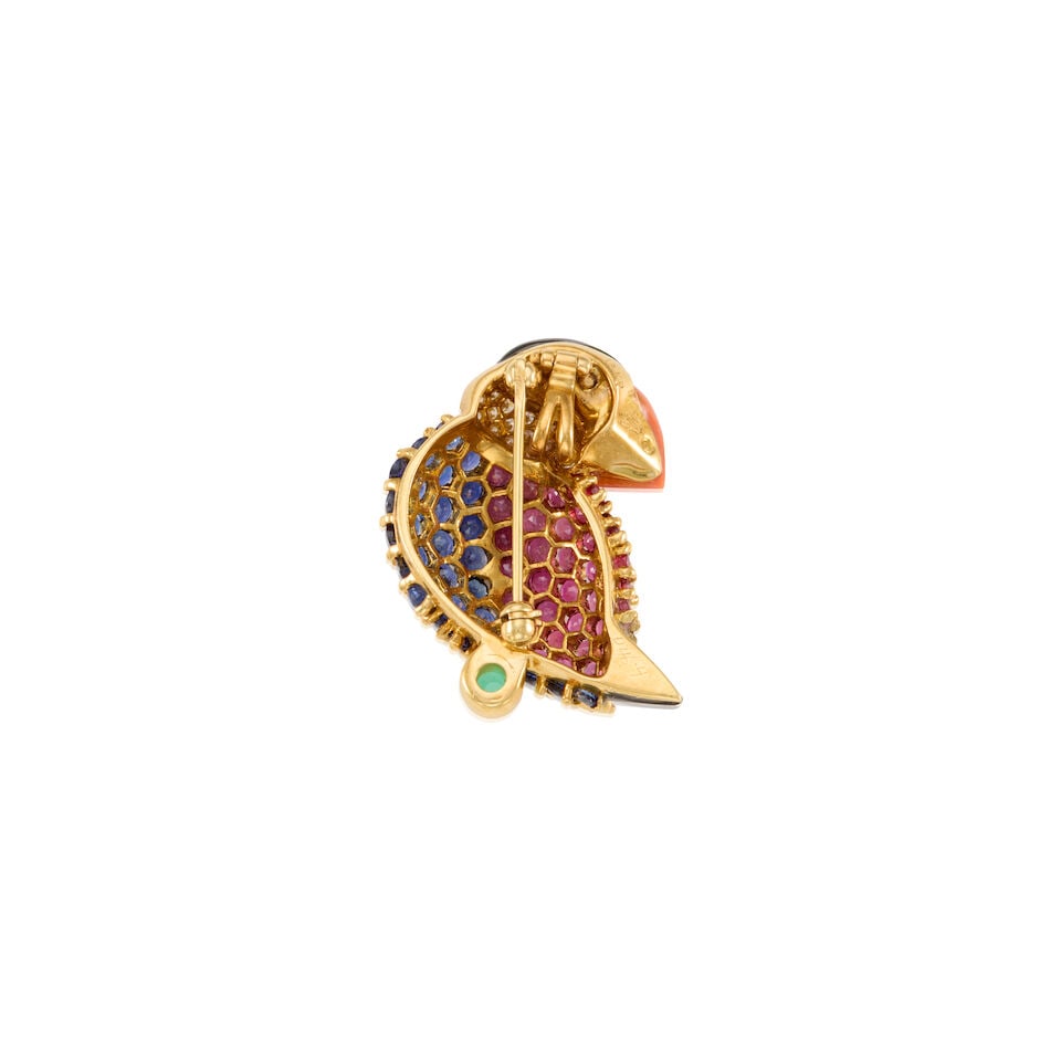 JEAN VITAU: AN 18K YELLOW GOLD AND GEM-SET BROOCH - 2