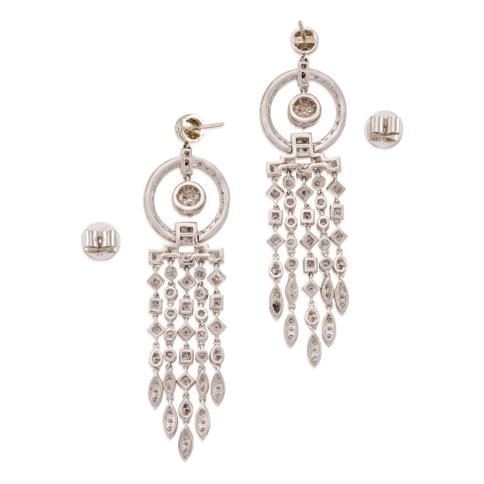A PAIR OF 18K WHITE GOLD AND DIAMOND EARRINGS - 2