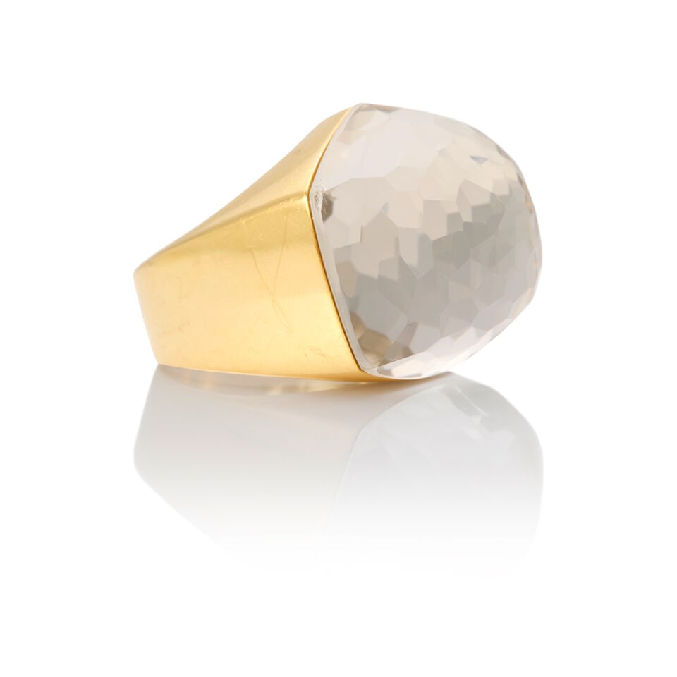 DIANE VON FURSTENBURG BY H. STERN: A 18K YELLOW GOLD AND QUARTZ RING - 2