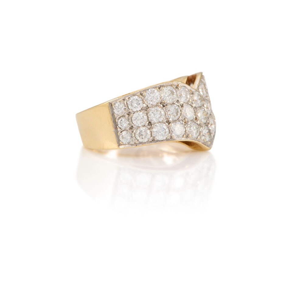 14K YELLOW GOLD AND DIAMOND RING - 2