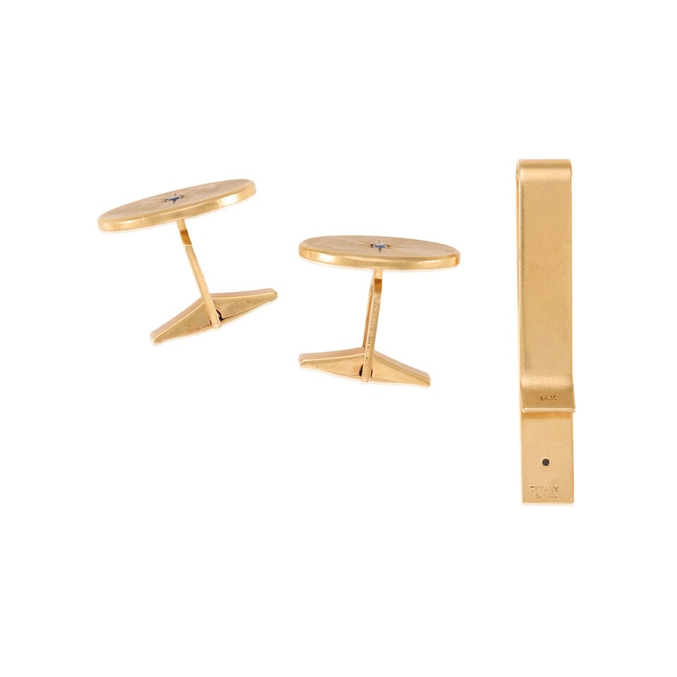 TIFFANY & CO.: 14K YELLOW GOLD AND SAPPHIRE DRESS SET - 2
