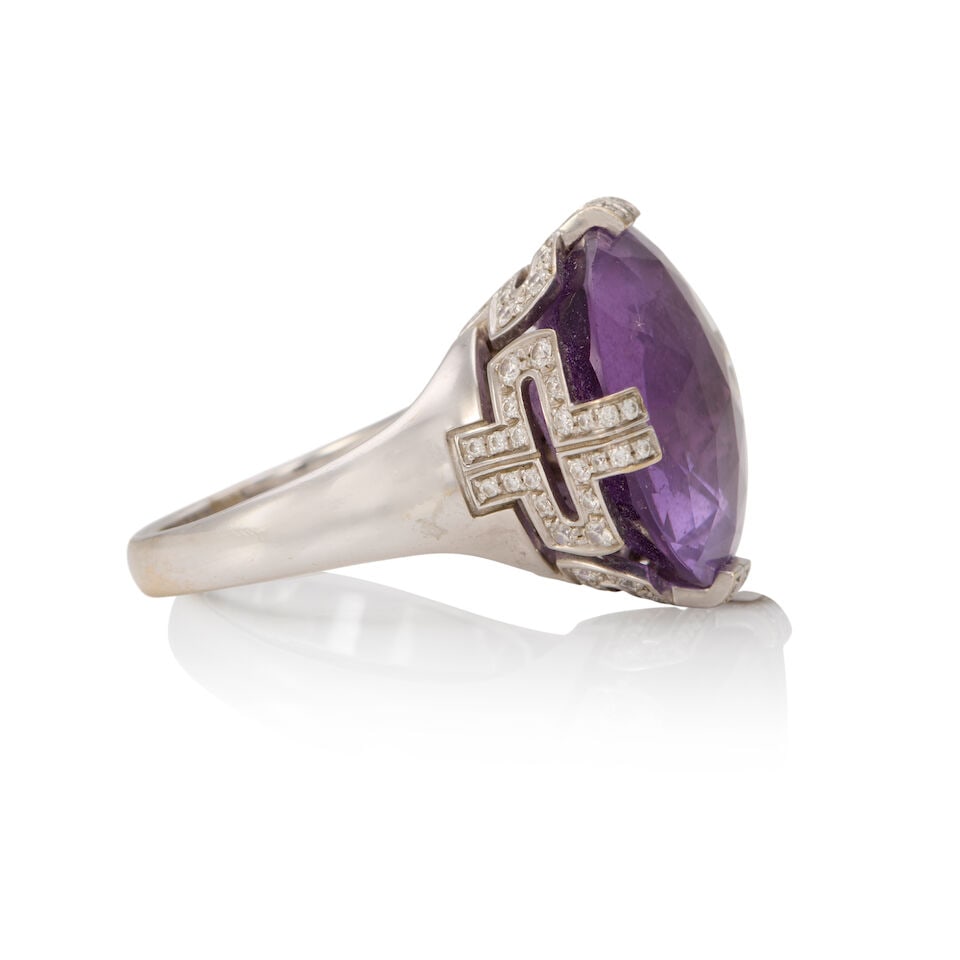 BULGARI: 18K WHITE GOLD, AMETHYST, AND DIAMOND PARENTESI RING - 2