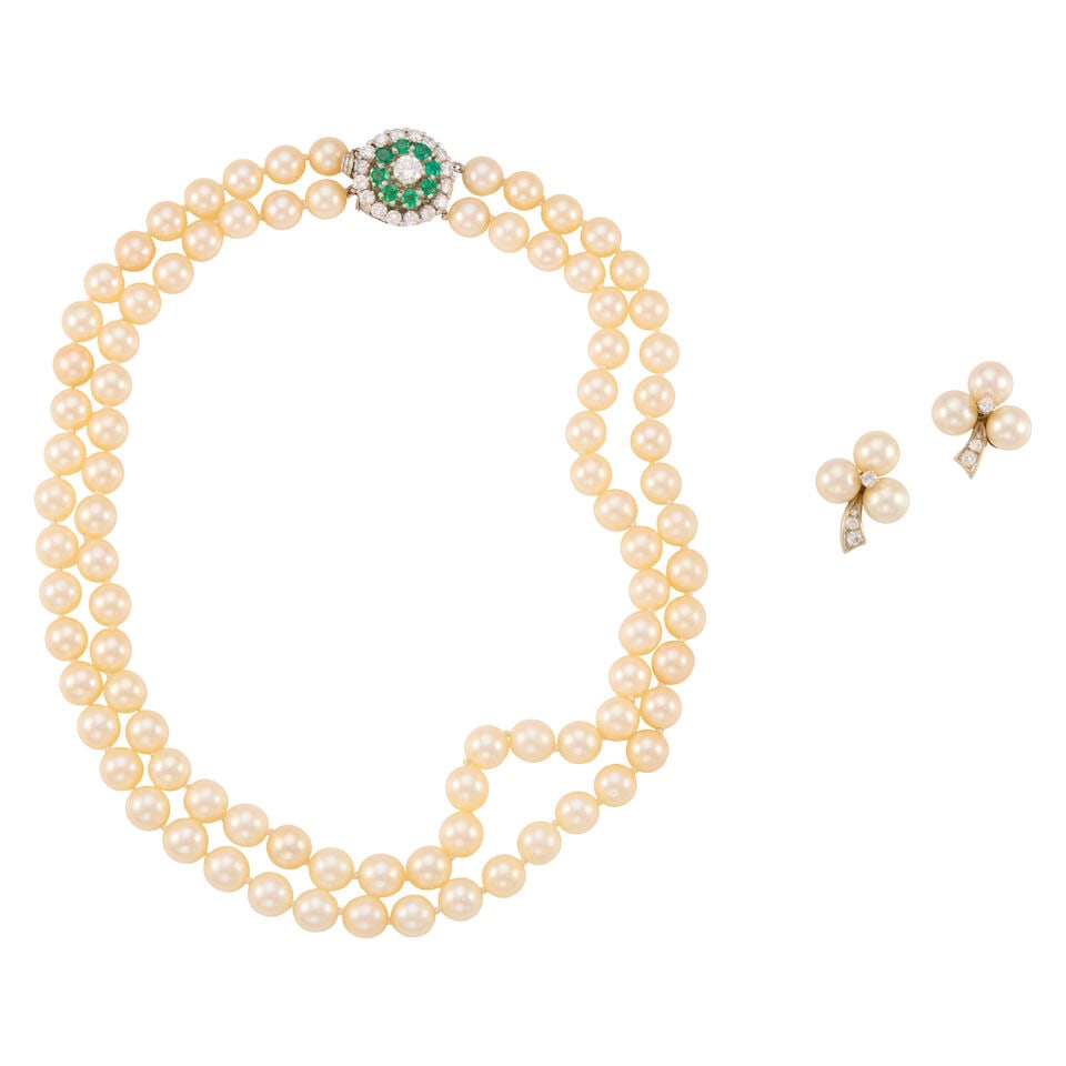 TIFFANY & CO.: CULTURED PEARL, DIAMOND AND EMERALD NECKLACE WITH CULTURED PEARL AND DIAMOND EARR...: TIFFANY & CO.: CULTURED PEARL, DIAMOND AND EMERALD NECKLACE WITH CULTURED PEARL AND DIAMOND EARRINGS • A platinum and 18K white gold necklace with numerous cultured pearls measuring