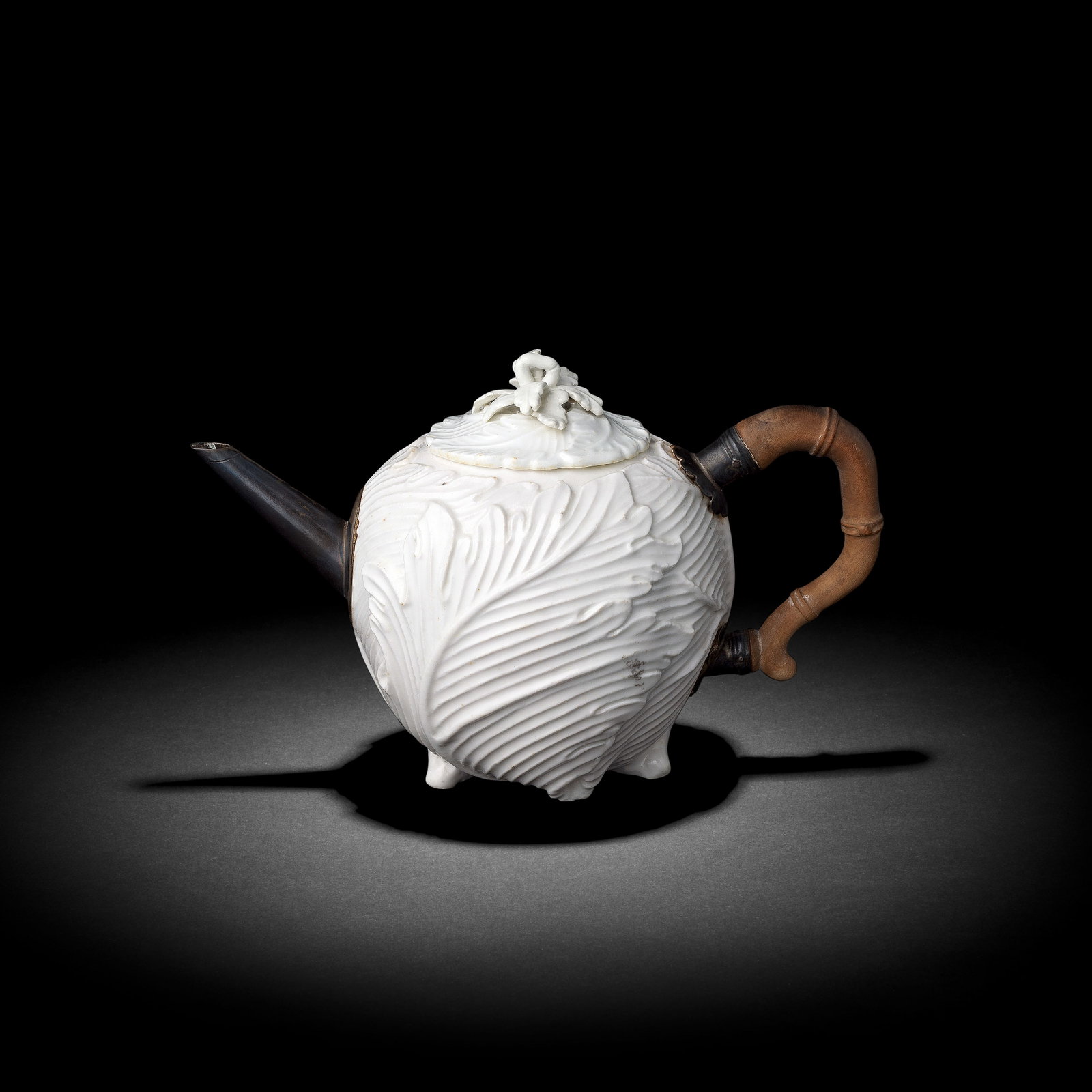 A Chelsea white acanthus or 'Strawberry Leaf' teapot and cover, circa 1745-49 (1 of 1)