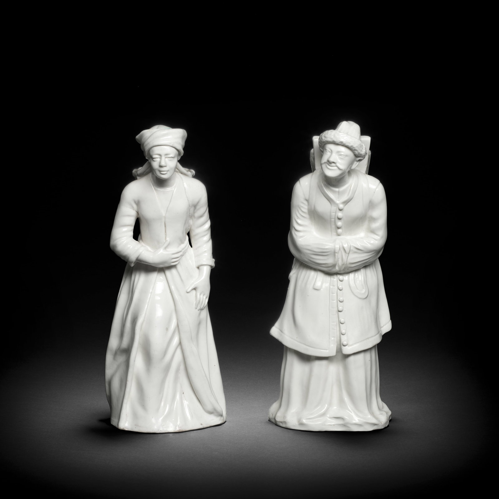 Two Chantilly white soft-paste figures with baskets (Hotteux), circa 1750-55 (1 of 1)