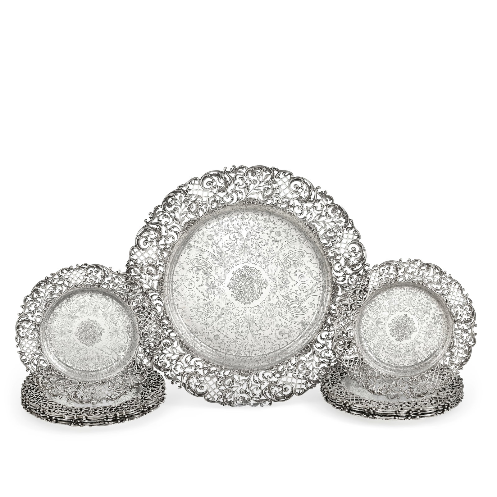 A suite of twelve American silver plates and one serving platter Howard Sterling Company, Provid... (1 of 1)