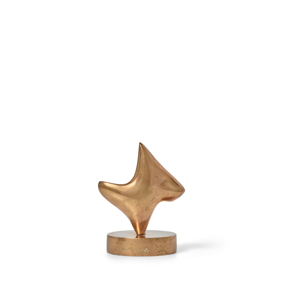 HENRY MOORE (1898-1986) Maquette for Upright Form 3 3/8 x 2 5/8 x 2 1/8 in (8.5 x 7.2 x 5.4 cm) ... - 3