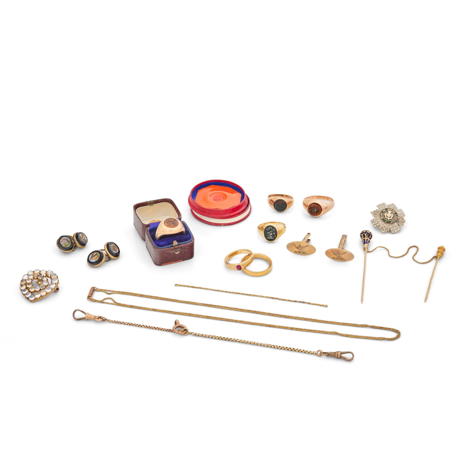 A collection of jewellery (qty): A collection of jewellery To include: a citrine set signet ring engraved with a eagle crest, stamped 375; another citrine set ring and two other set with hardstones; a pair of cufflinks engraved with 