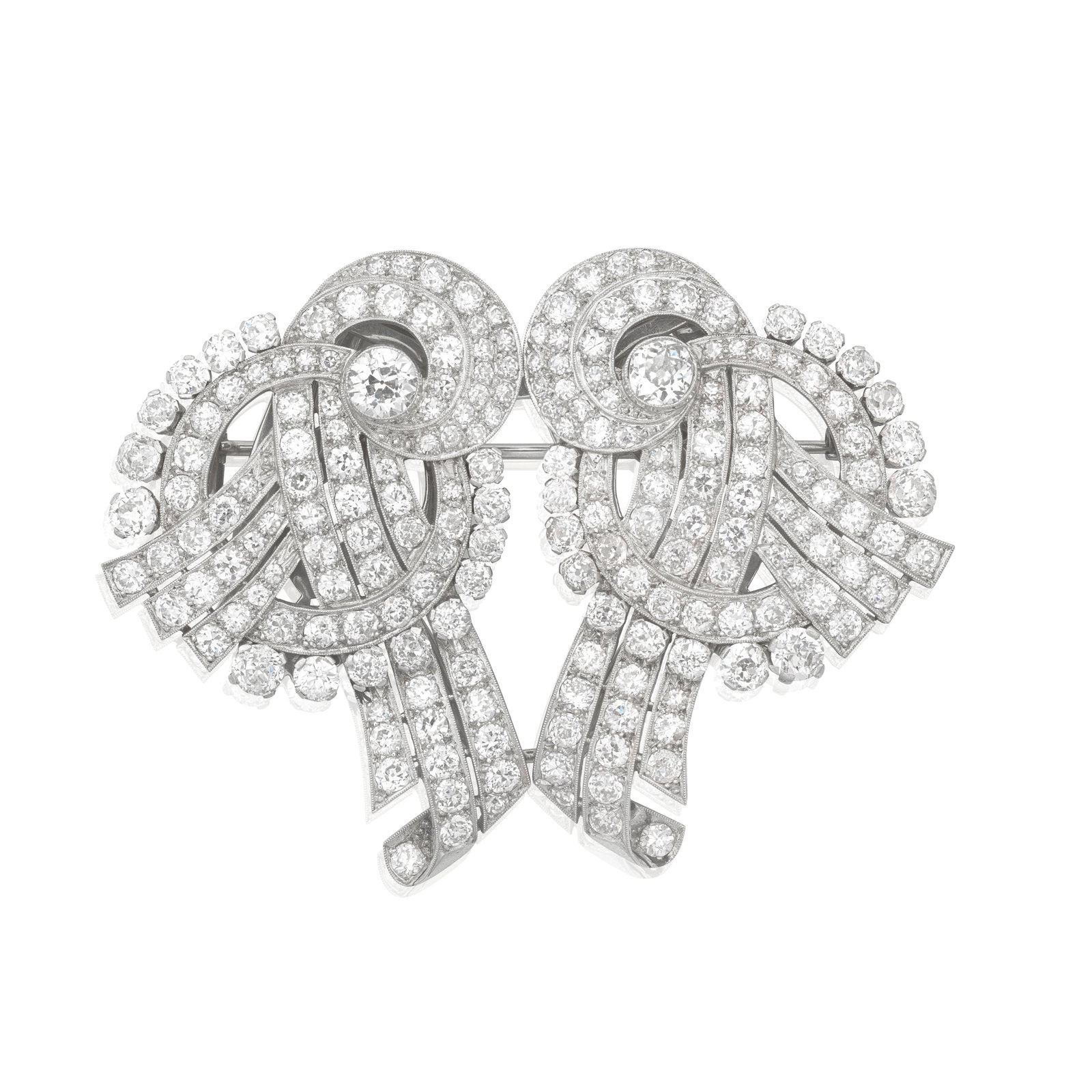 DIAMOND DOUBLE CLIP BROOCH, CIRCA 1940: DIAMOND DOUBLE CLIP BROOCH, CIRCA 1940 Of scroll design, set throughout with old brilliant and single-cut diamonds, diamonds approx. 16.65cts total, length 6.9cm Footnotes: A Private Family Legacy Lot
