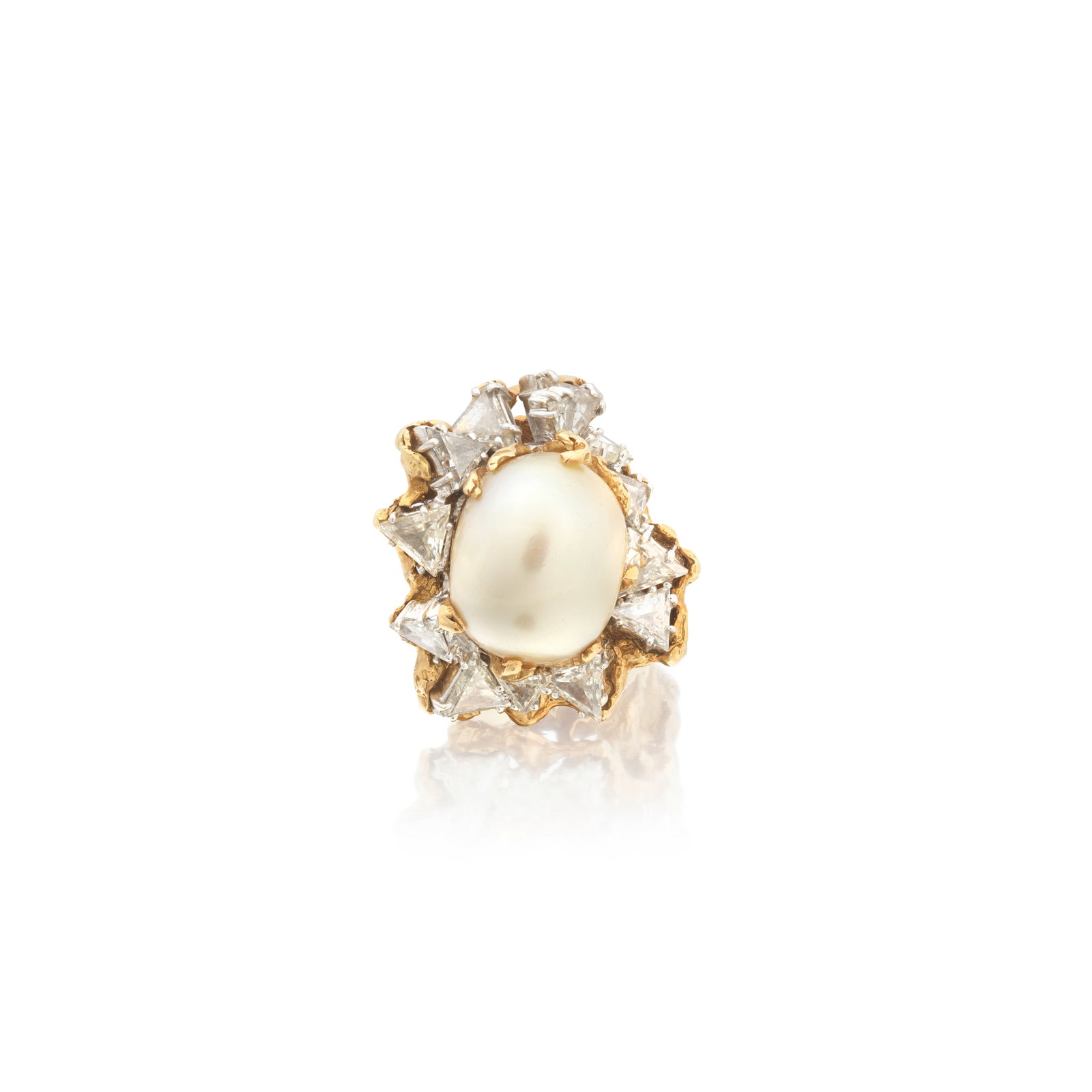 ARTHUR KING: CULTURED PEARL AND DIAMOND RING: ARTHUR KING: CULTURED PEARL AND DIAMOND RING The cultured pearl of golden tint to a surround of triangular-cut diamonds, within an openwork textured mount, signed King, diamonds approx. 4.30cts total,