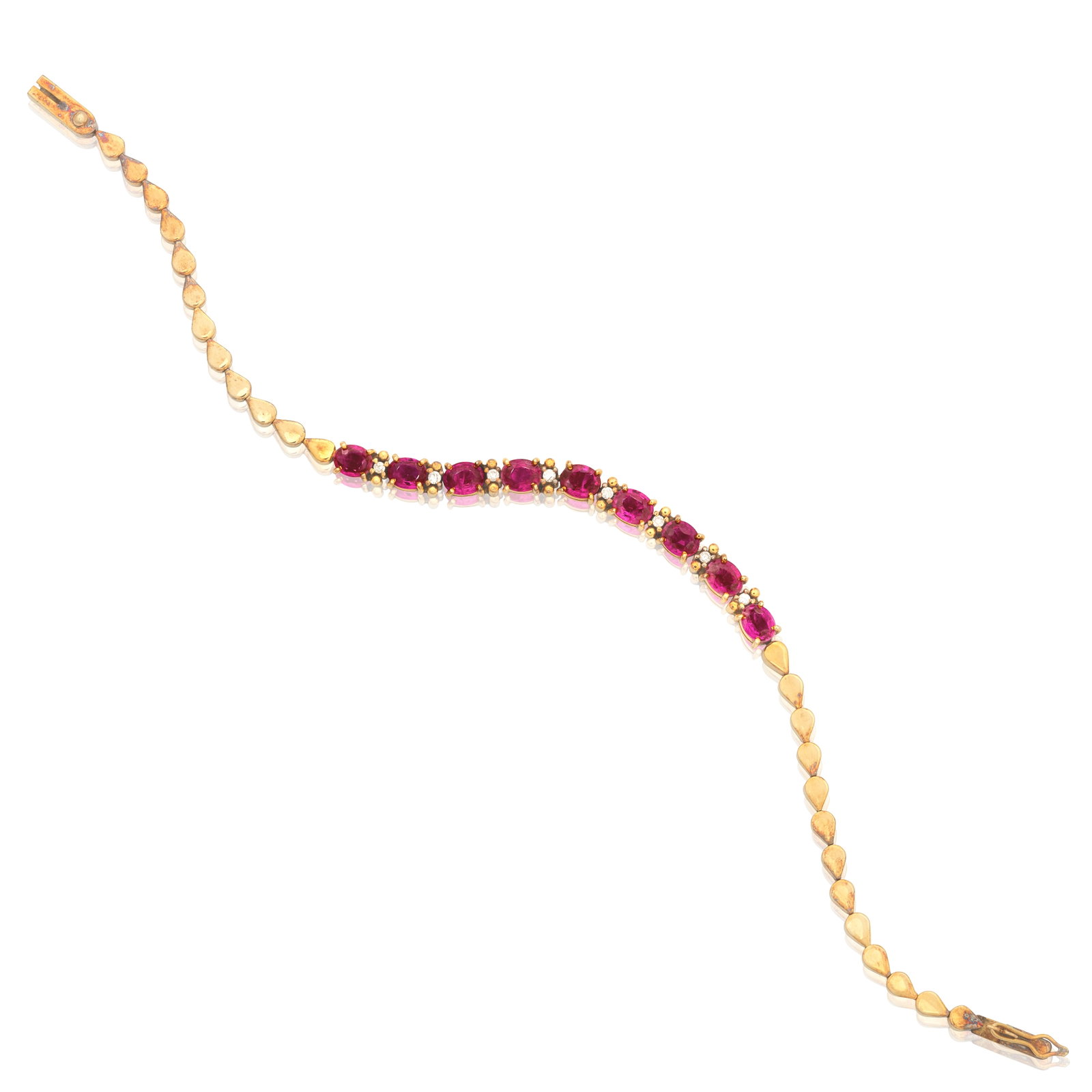 RUBY AND DIAMOND BRACELET: RUBY AND DIAMOND BRACELET A row of oval-cut rubies interspersed with brilliant-cut diamonds, length 18.0cm Footnotes: Private Single Owner Collection Lots 161 - 168 and lot 313 For further information