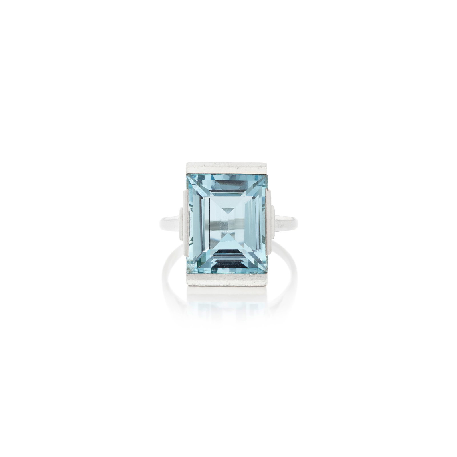 AQUAMARINE AND DIAMOND RING: AQUAMARINE AND DIAMOND RING Set with a rectangular step-cut aquamarine, rings size approx. R For further information on this lot please visit Bonhams.com