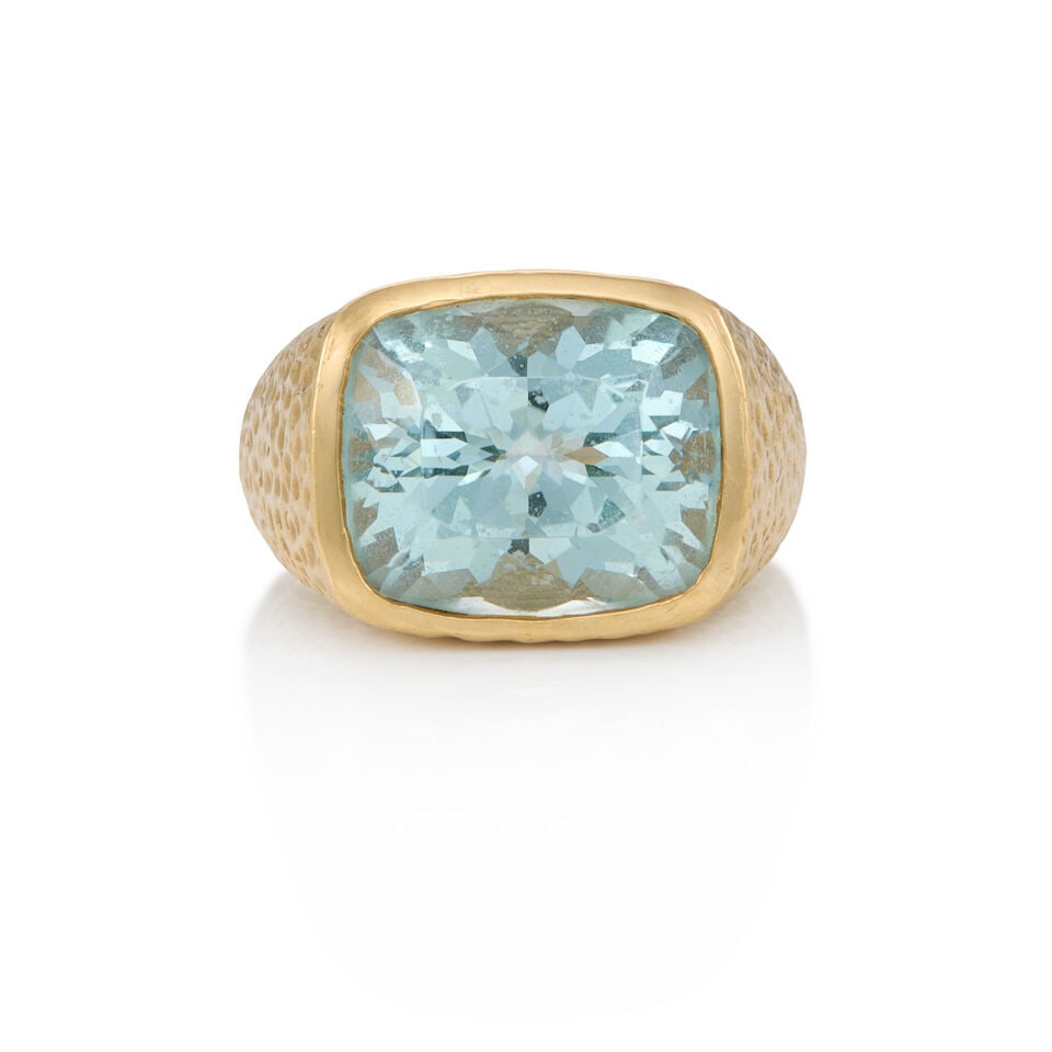 14K YELLOW GOLD AND AQUAMARINE RING: 14K YELLOW GOLD AND AQUAMARINE RING • A rectangular cushion shaped aquamarine weighing approximately 12.90 carats • Size 9 1/4 • Estimated gross weight: 18.1