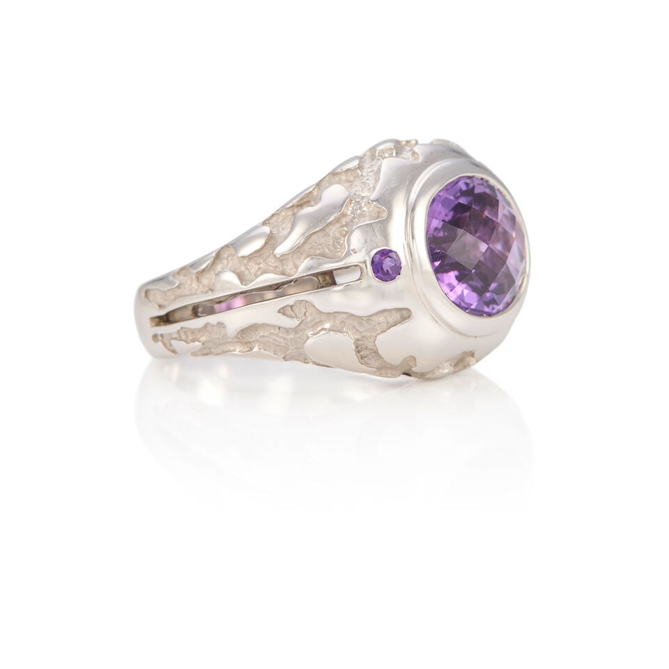14K WHITE GOLD AND AMETHYST RING - 2