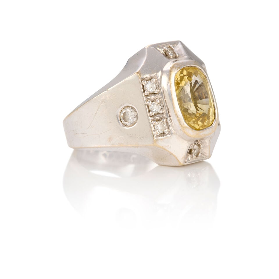 18K WHITE GOLD, SAPPHIRE, AND DIAMOND RING - 2