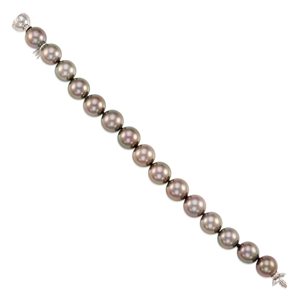 MIKIMOTO: 18K WHITE GOLD AND CULTURED PEARL BRACELET - 2