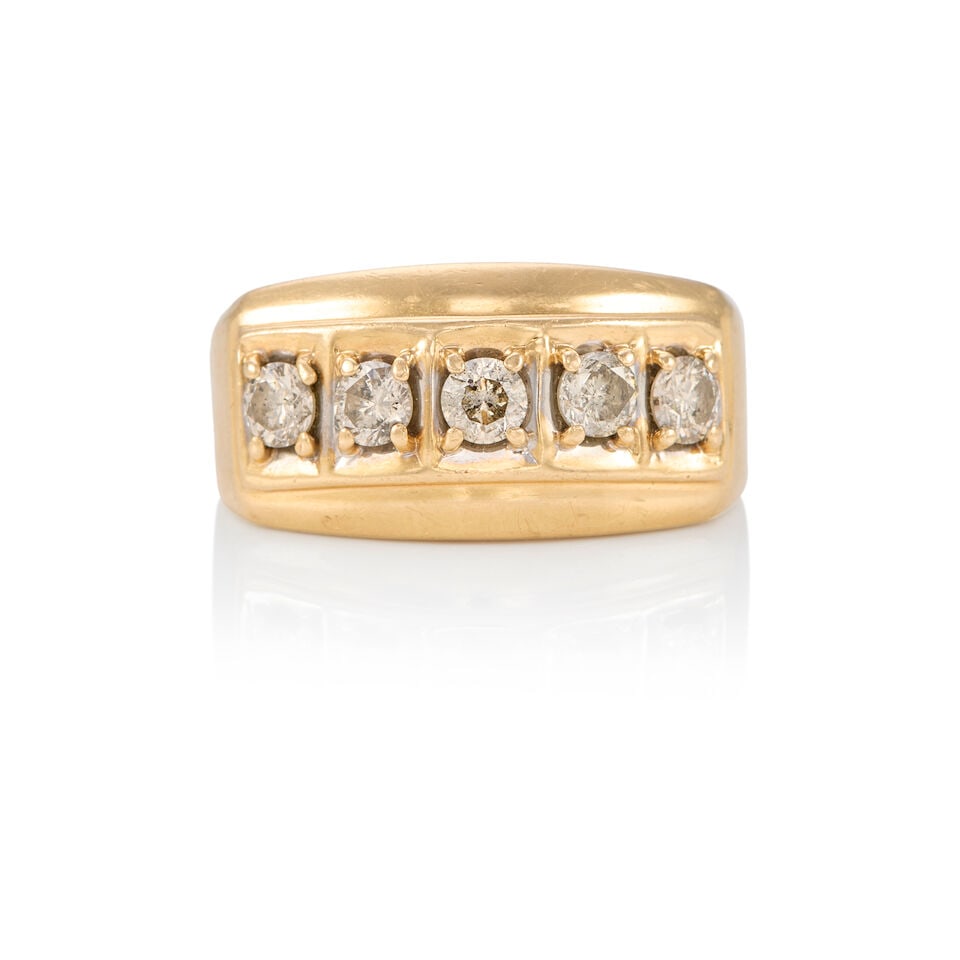14K YELLOW GOLD AND DIAMOND RING: 14K YELLOW GOLD AND DIAMOND RING • Five round brilliant cut diamonds weighing approximately 0.75 carat total • Size 9 1/4 • Estimated gross weight: 7.2 grams Footnotes: OVERALL