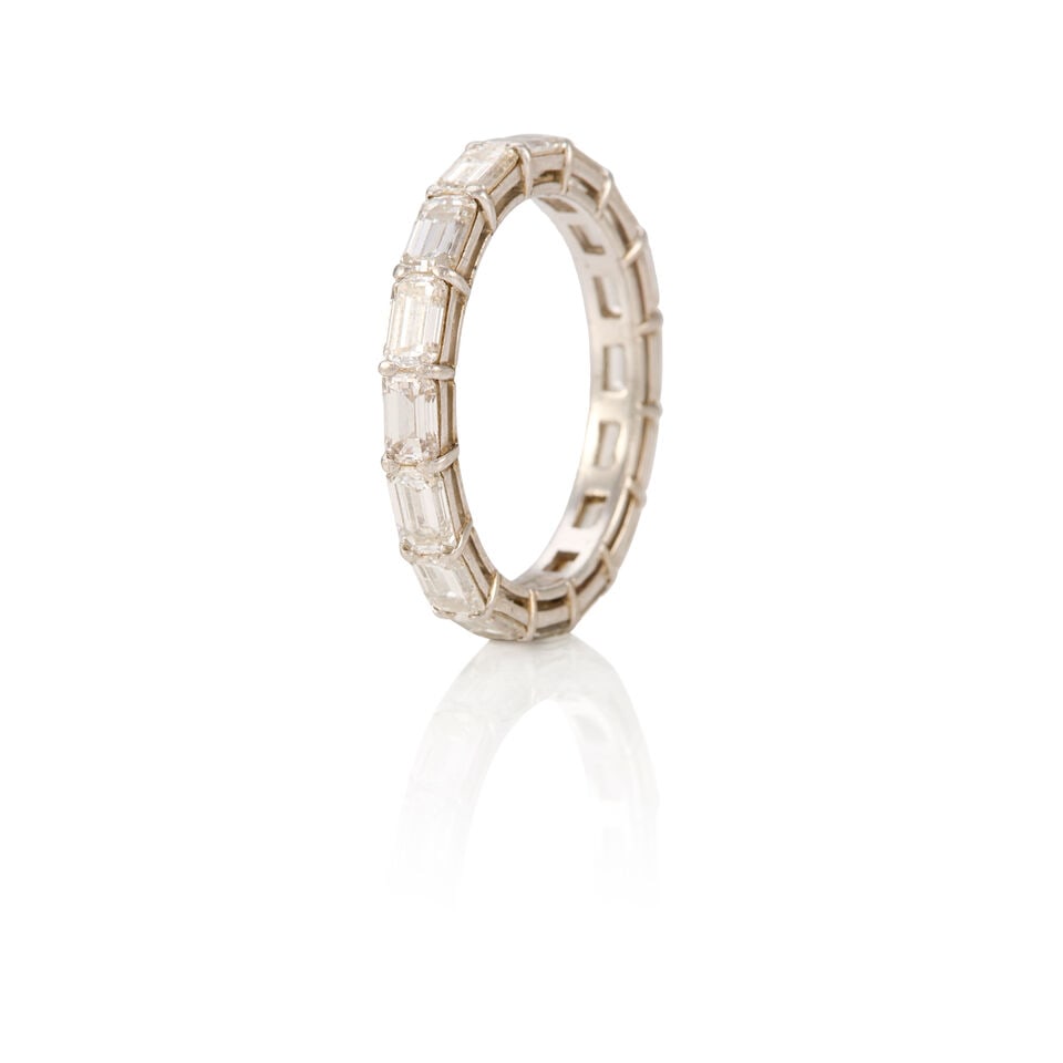 PLATINUM AND DIAMOND RING - 2