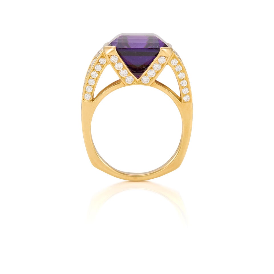 18K YELLOW GOLD, AMETHYST AND DIAMOND RING - 2