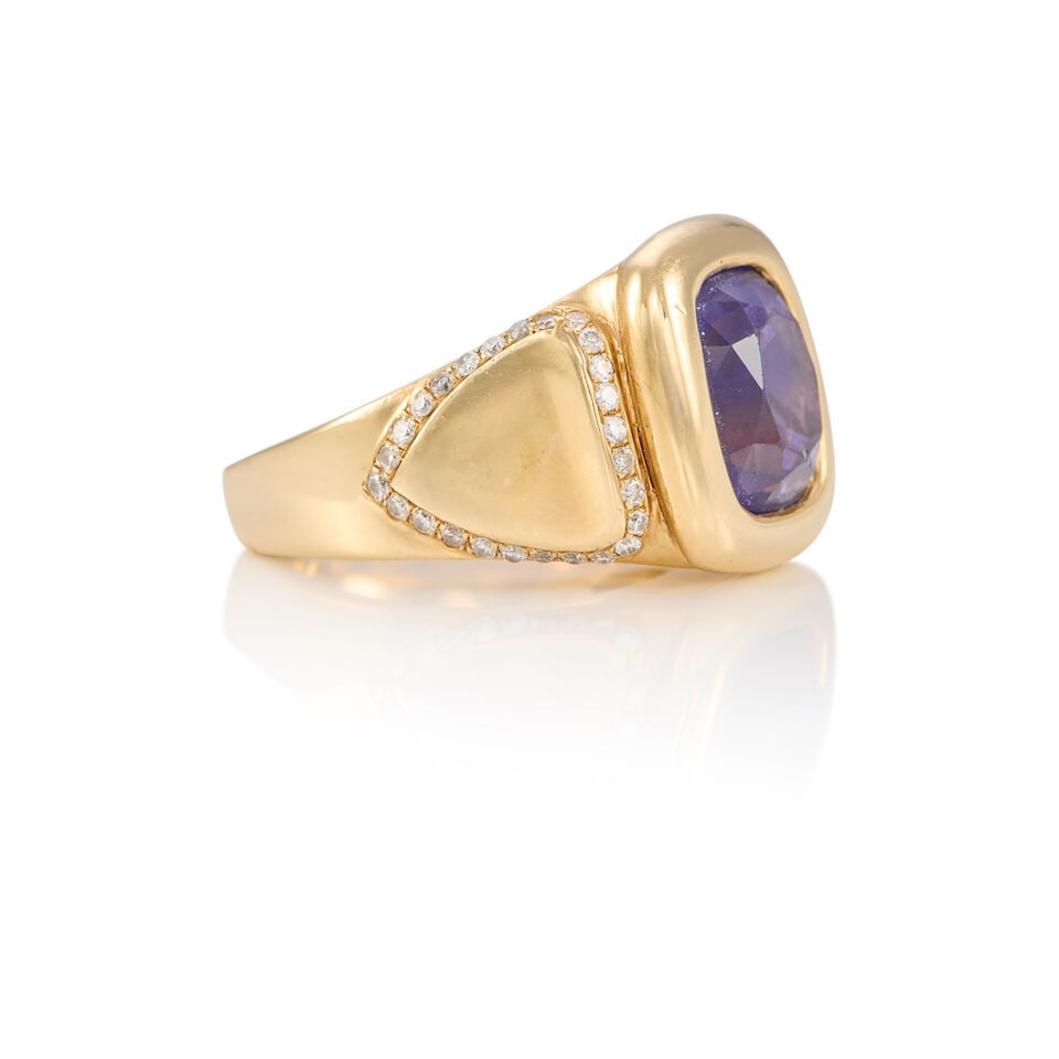 14K YELLOW GOLD, AMETHYST, AND DIAMOND RING - 2