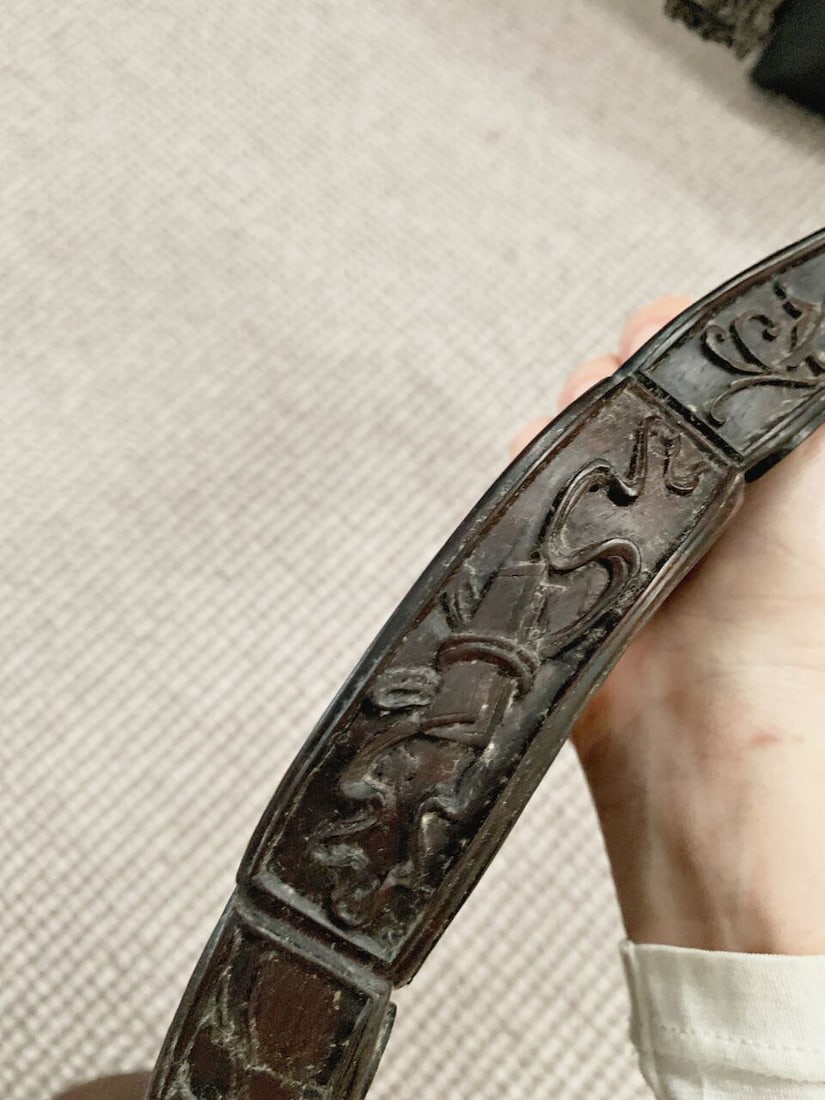 A ZITAN CARVED RUYI SCEPTRE 19th century - 7