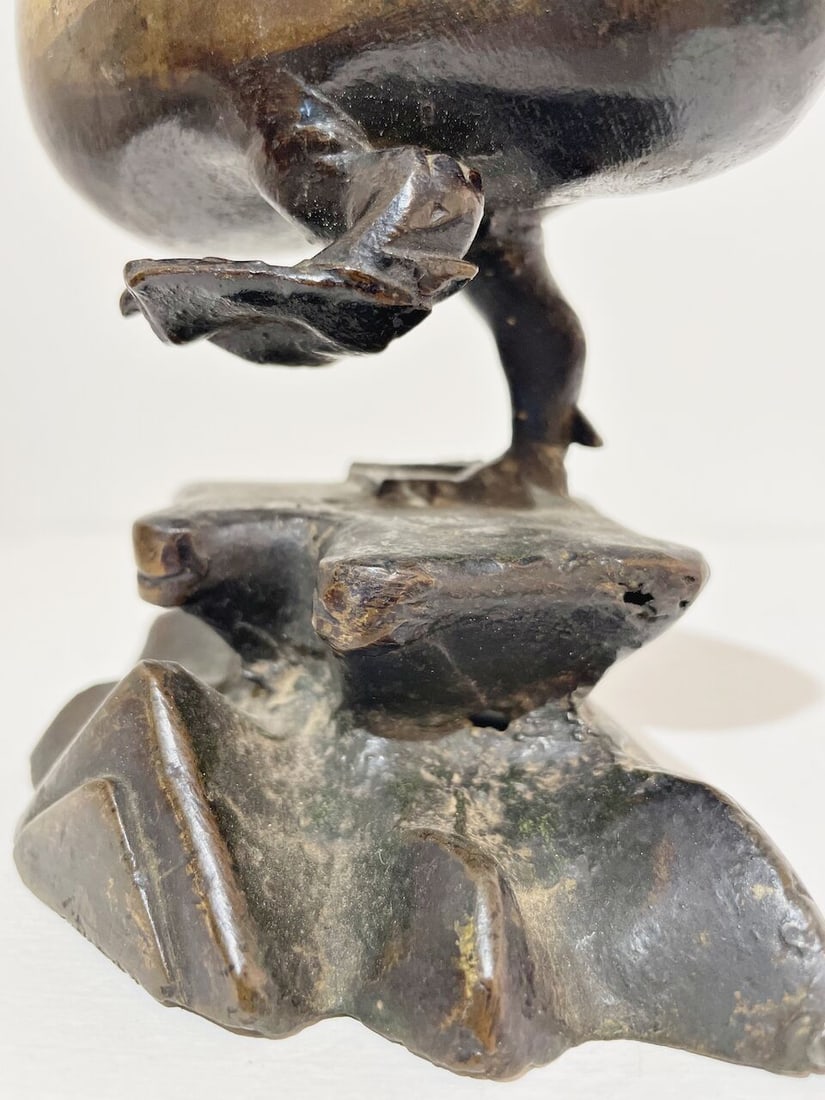 A PARTIALLY GILT BRONZE 'DUCK' INSENSE BURNER AND COVER Ming Dynasty - 3