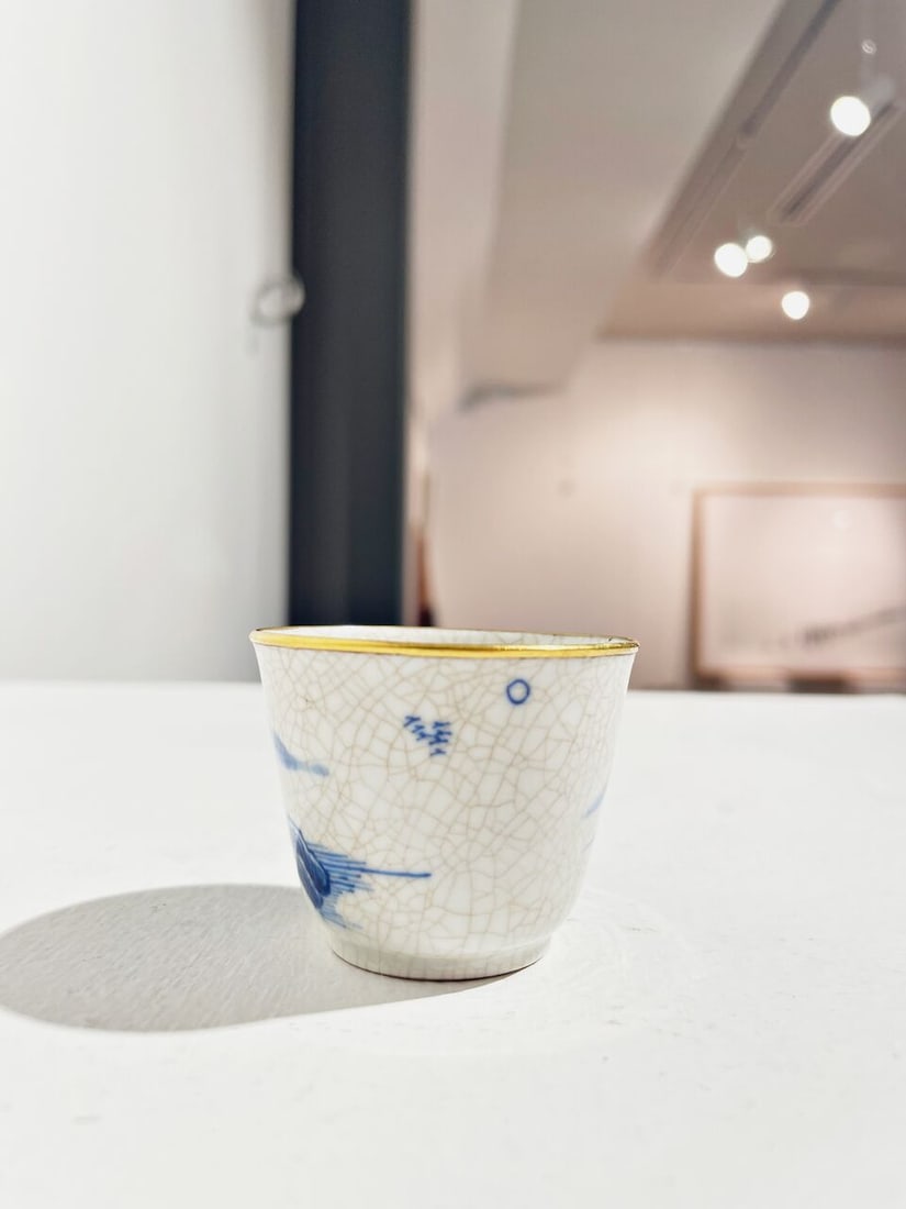 A PAIR OF BLUE AND WHITE SOFT-PASTE 'LANDSCAPE' CUPS Late Qing Dynasty (2) - 8