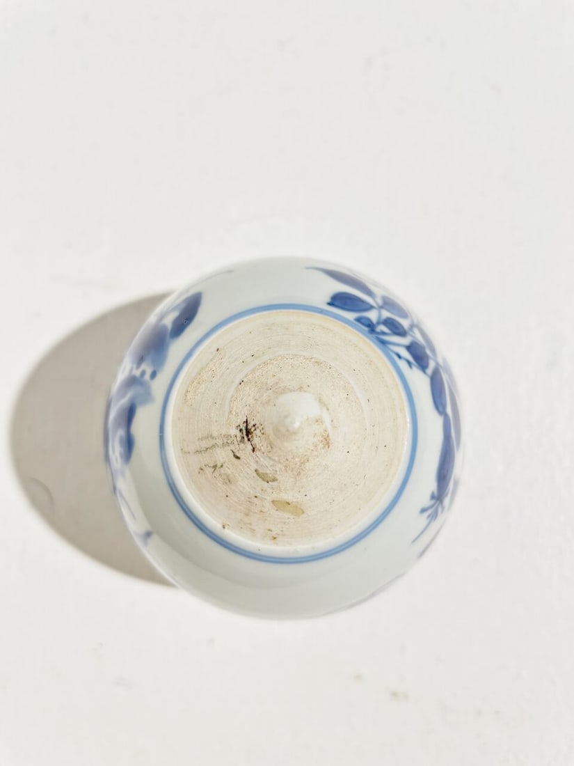A BLUE AND WHITE 'FLORAL' BOWL FOR A STEM CUP Transitional Period - 4