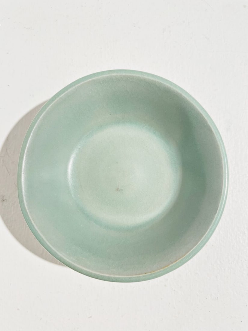 A LONGQUAN CELADON-GLAZED WASHER Southern Song Dynasty - 3