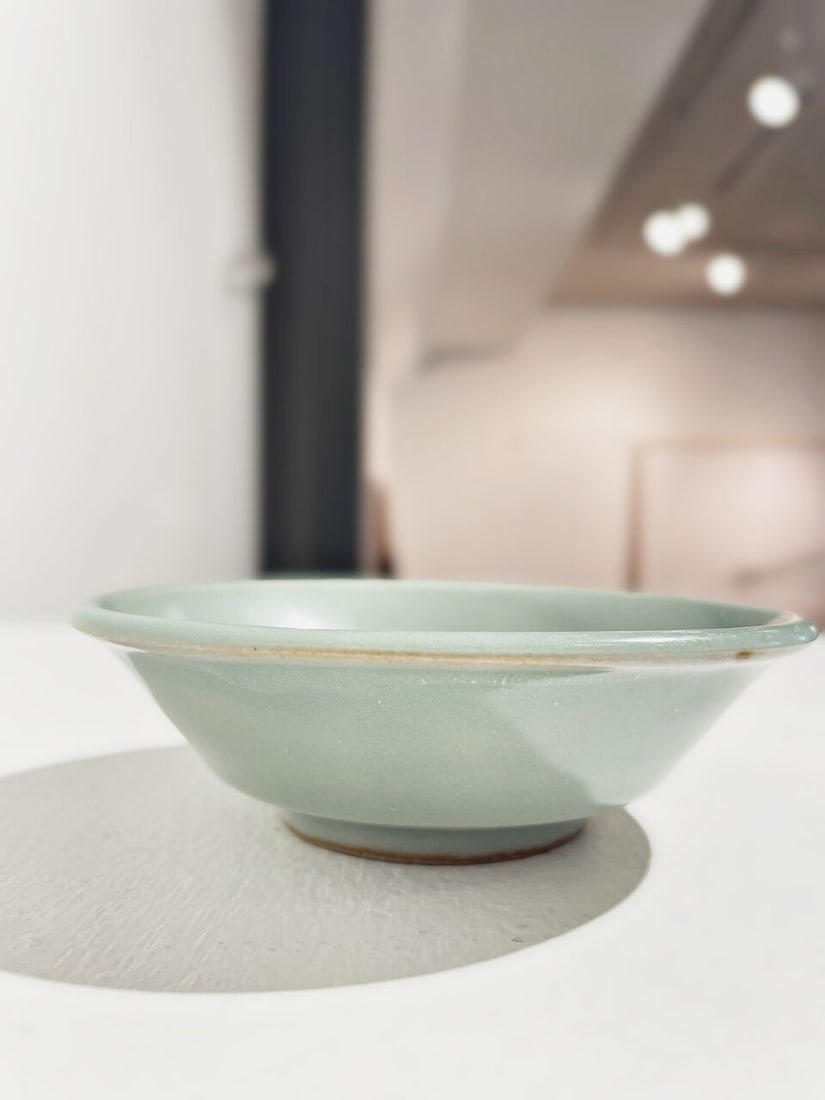 A LONGQUAN CELADON-GLAZED WASHER Southern Song Dynasty - 4