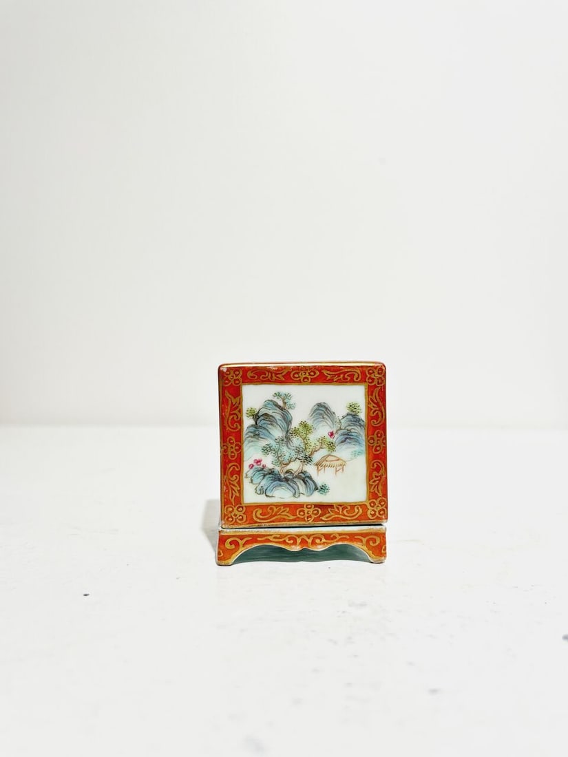 A SMALL SQUARE FAMILLE ROSE 'FIGURES AND LANDSCAPE' INCENSE BURNER Qianlong four-character mark,... - 7