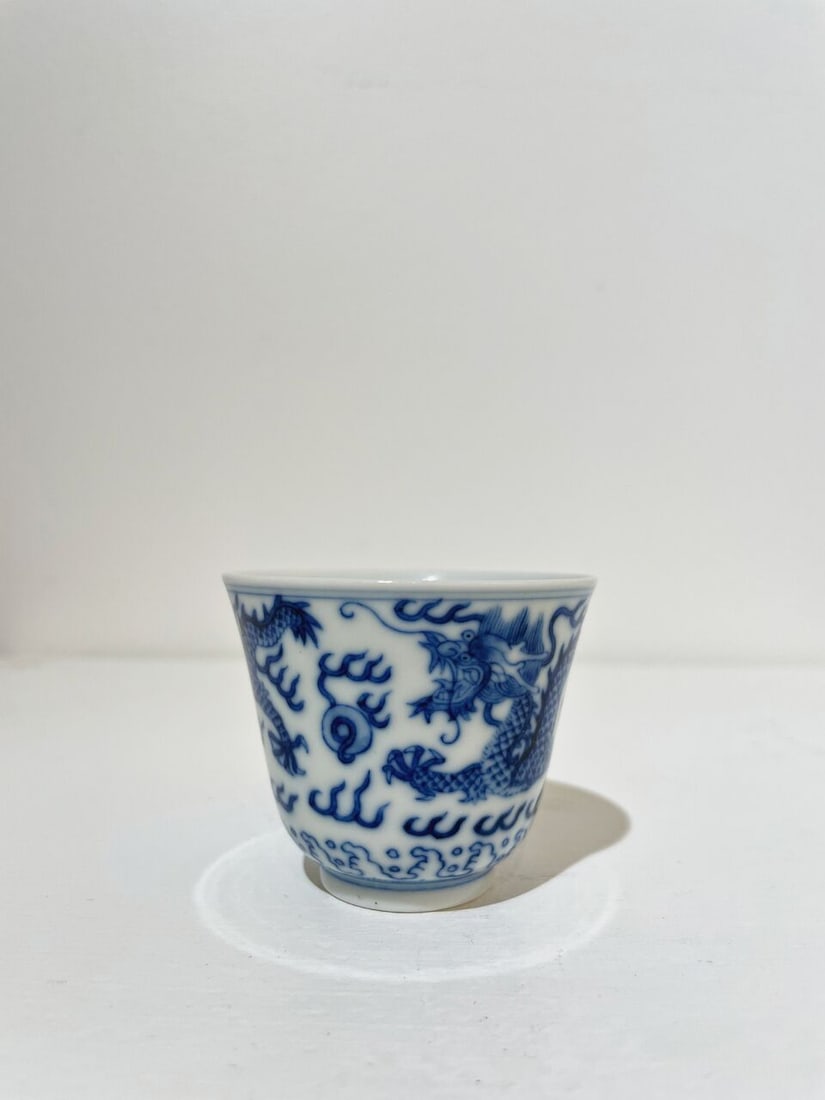 A BLUE AND WHITE 'DRAGON' CUP Guangxu six-character mark, and possibly of the period - 4
