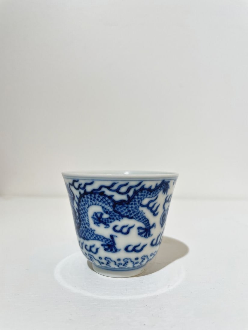 A BLUE AND WHITE 'DRAGON' CUP Guangxu six-character mark, and possibly of the period - 5