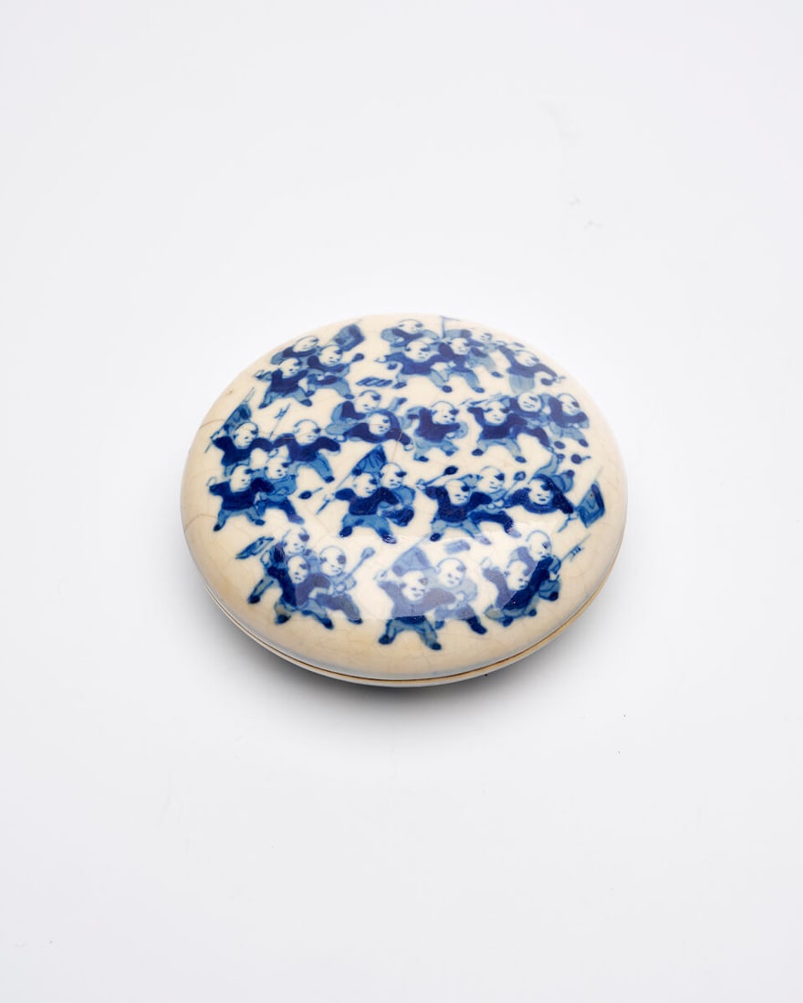 A BLUE AND WHITE SOFT-PASTE 'CHILDREN' COVERED BOX Mid 20th century (1 of 3)