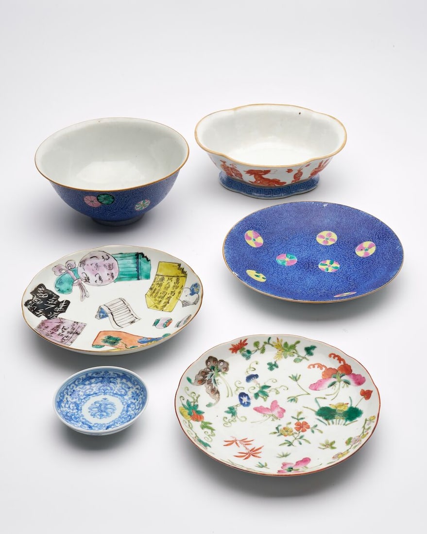 SIX POLYCHROME VESSELS Qianlong, Jiaqing, and pictorial marks, 19th century (6) (1 of 14)