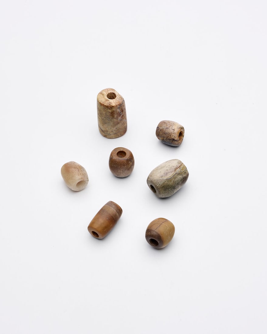 SEVEN STONE AND JADE BEADS Neolithic style (7) (1 of 1)