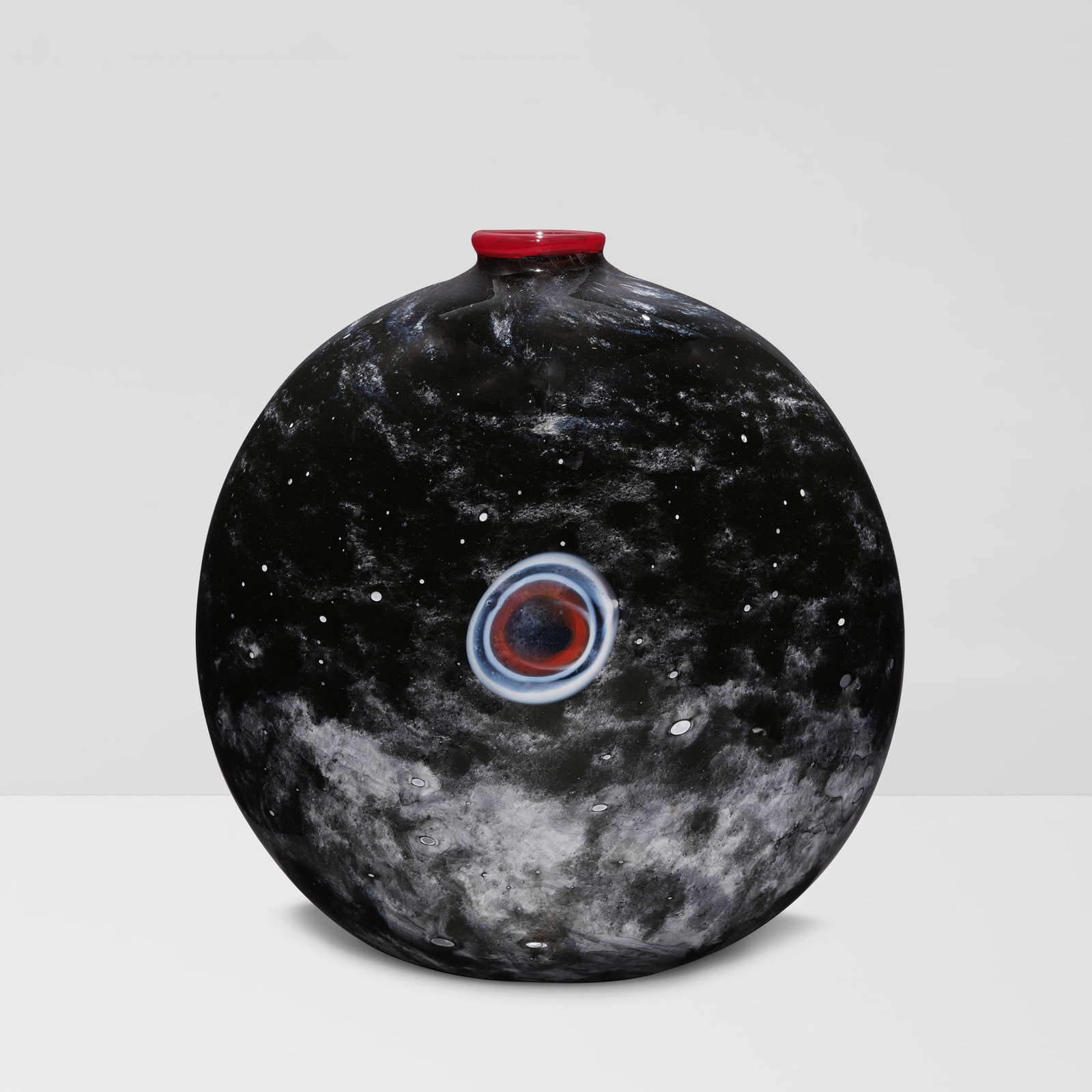 PAUL MARIONI (BORN 1941) Vessel blown glass, 'etched 'Paul Marioni 198' on undersideheight 9 1/2... (1 of 1)