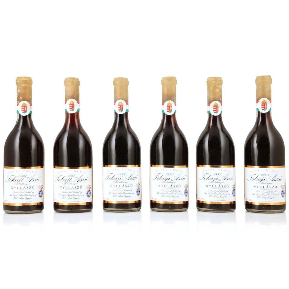 Royal Tokaji, Tokaji Aszú Nyulászó 6 Puttonyos, 1993 (6 x 500ml): Royal Tokaji, Tokaji Aszú Nyulászó 6 Puttonyos, 1993 (6 x 500ml) Region: Hungary Capsule: wax seals, 3 lightly damp-affected Packaging: original carton (damp-affected) For further infor