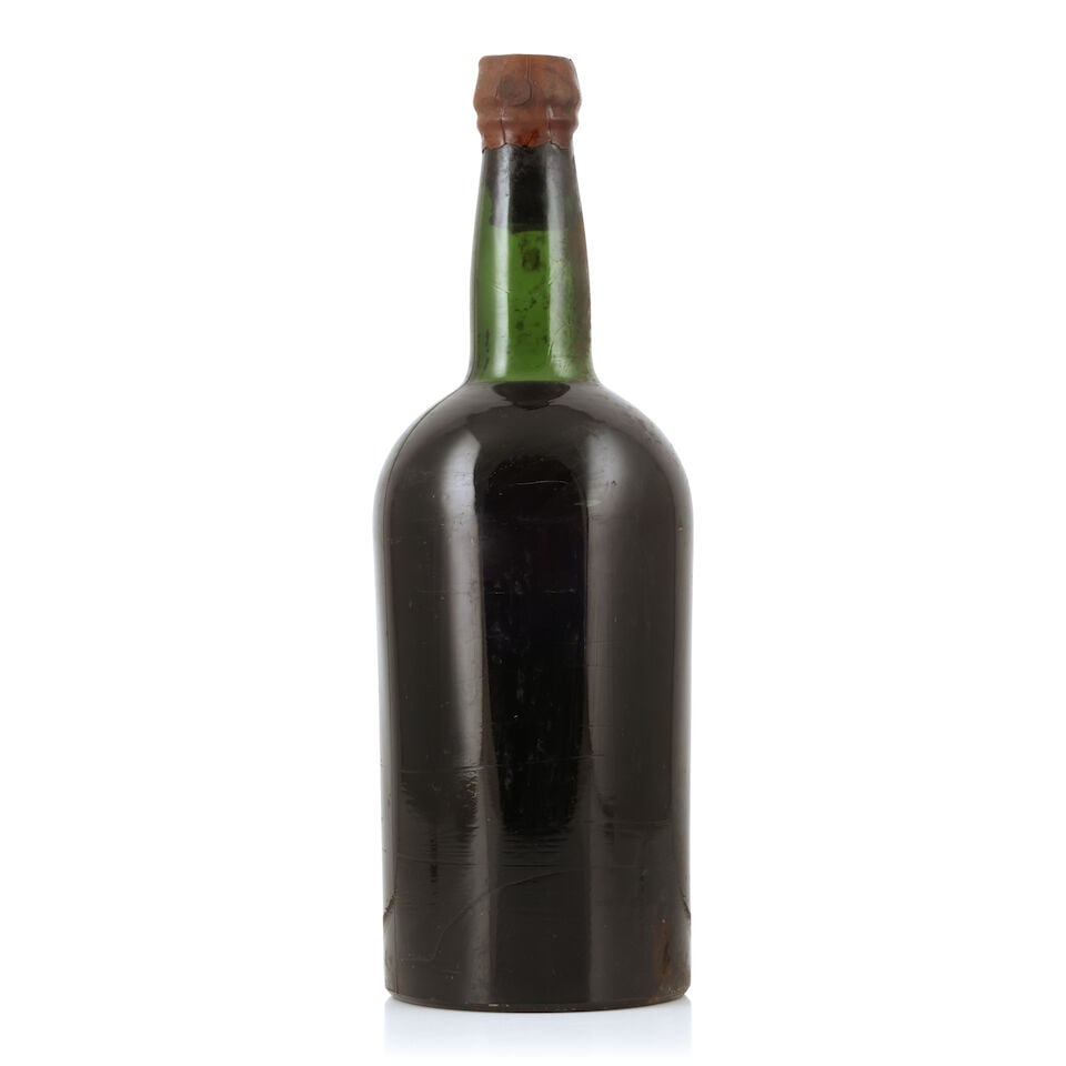 Cockburn, 1955 (1 x 1500ml): Cockburn, 1955 (1 x 1500ml) Region: Portugal Fill Level: base of neck Capsule: cracked embossed wax seal with signs of seepage Label: lacking For further information on this lot please visit Bonhams.c