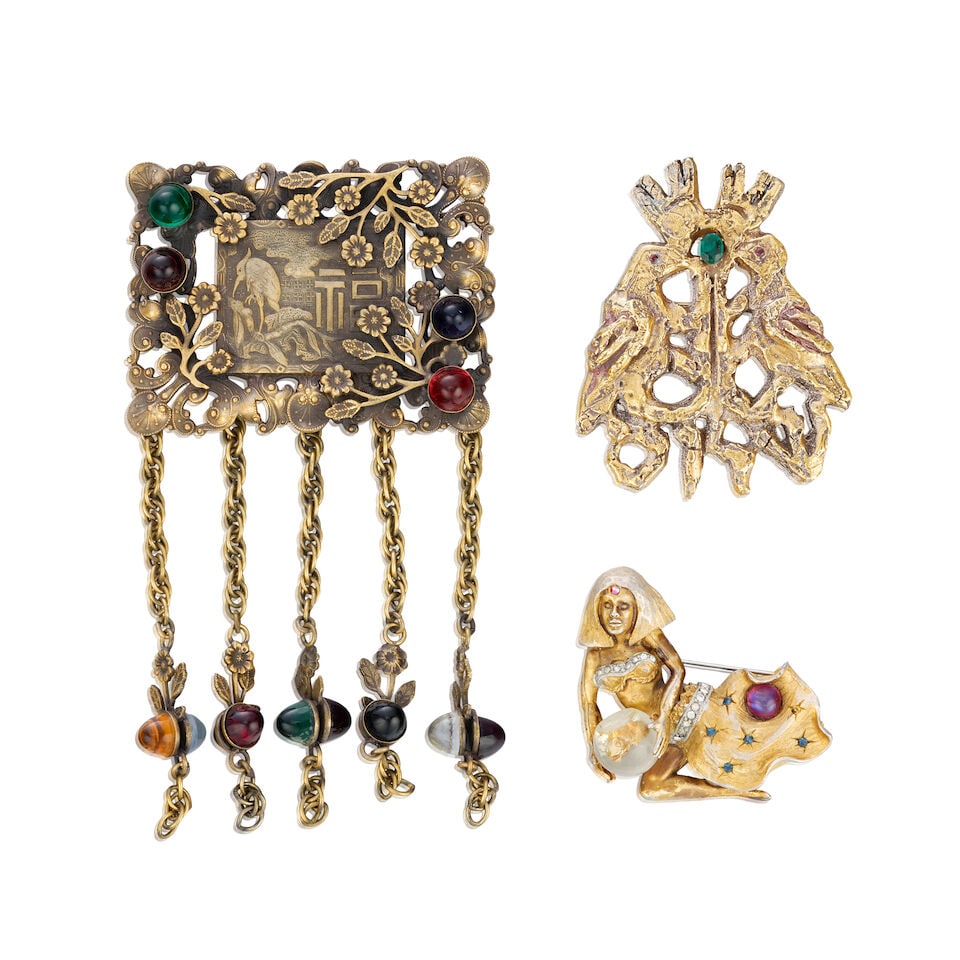Three Costume Jewellery Brooches (1 of 3)