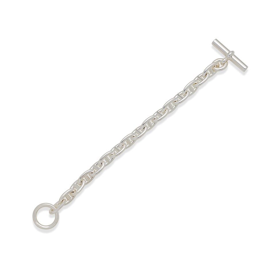 Hermès: a Sterling Silver Medium Model Chaine d'ancre Bracelet 2025 (includes certificate a...: Hermès: a Sterling Silver Medium Model Chaine d'ancre Bracelet 2025 Medium model with 16 links, stamped '925' Condition Grade A Link size: 1.7cm x 1.02cm, overall 20cm long, fits wrist circumfere