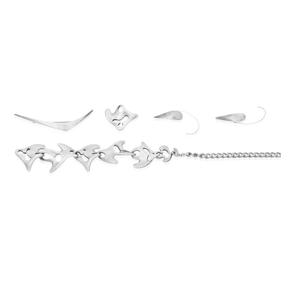 Georg Jensen: Bracelet, brooch and earrings together with a brooch by Anton Michelson (4) - 3