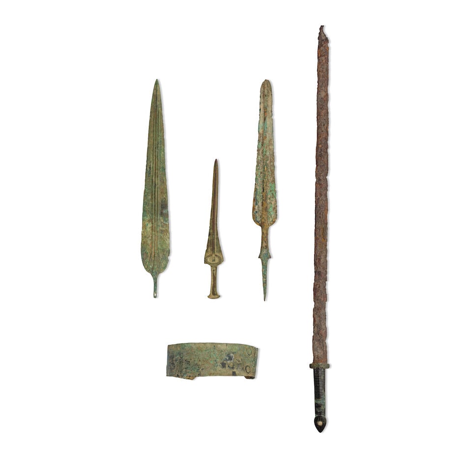 Three Luristan bronze weapons and a Luristan bronze belt 5 (1 of 6)