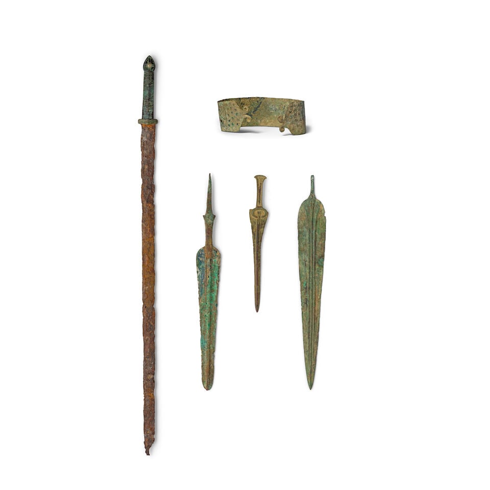 Three Luristan bronze weapons and a Luristan bronze belt 5 - 4