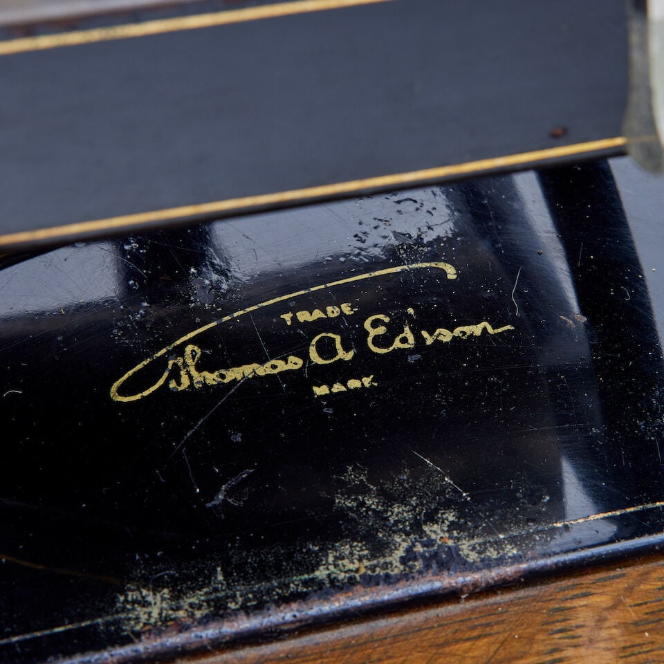 An Edison 'Concert' Phonograph circa 1899 - 2