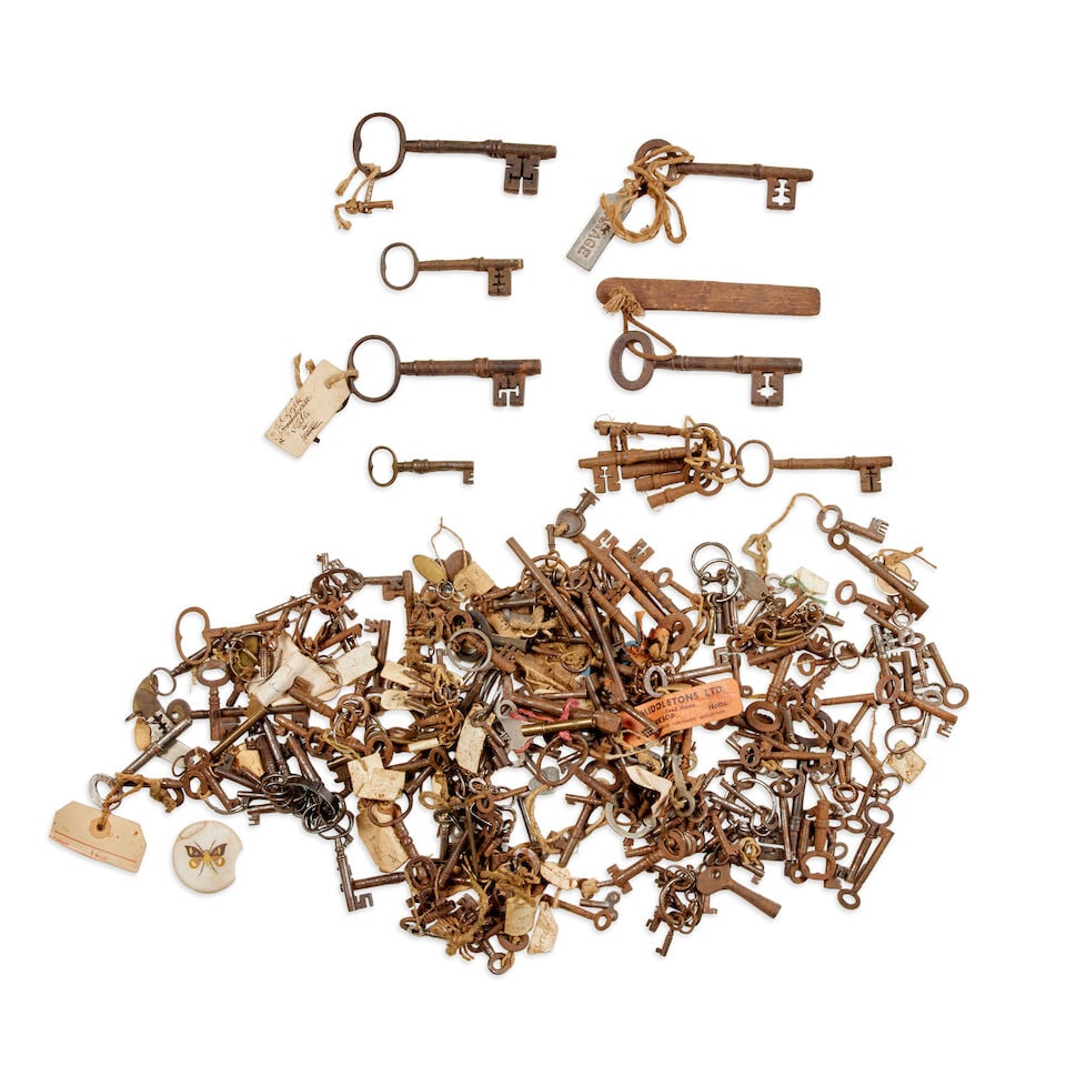 A collection of 19th century and earlier keys (qty) (1 of 1)